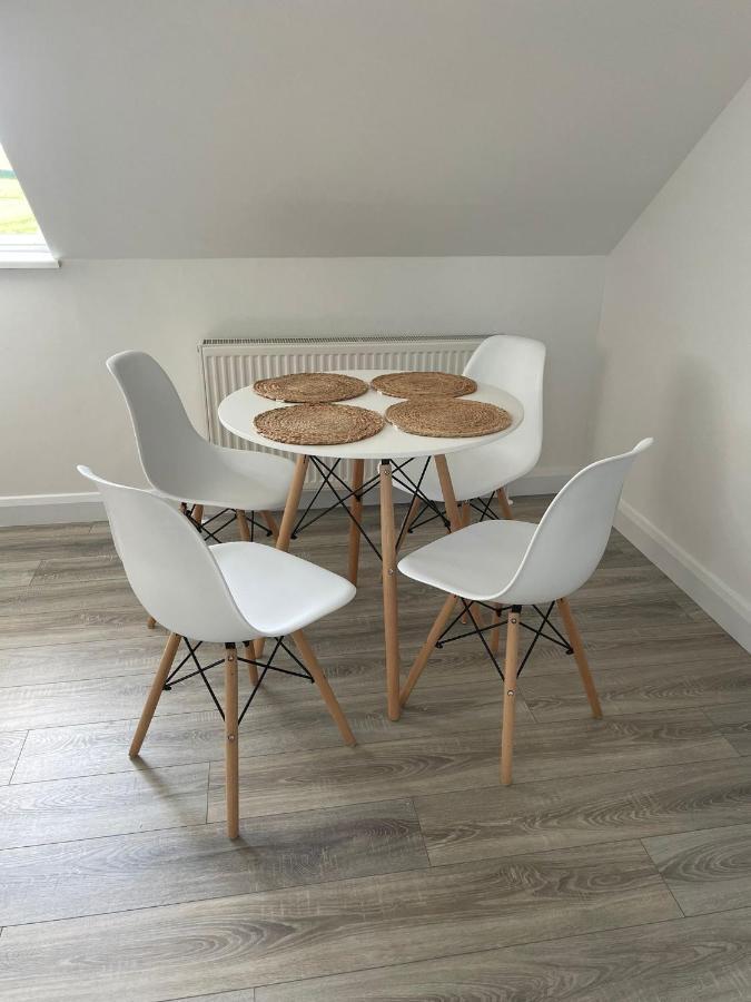 Grianan View Loft Apartment Rockstown ภายนอก รูปภาพ