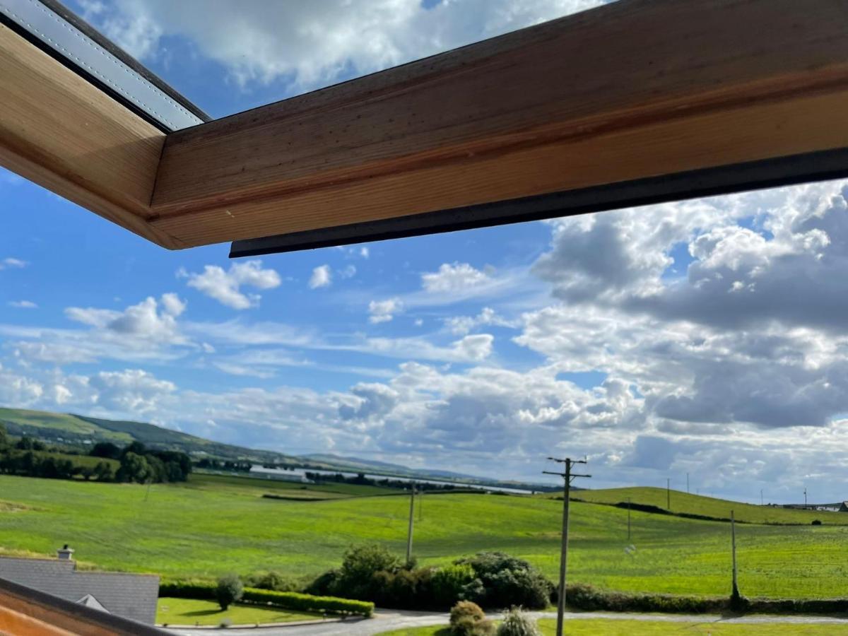 Grianan View Loft Apartment Rockstown ภายนอก รูปภาพ