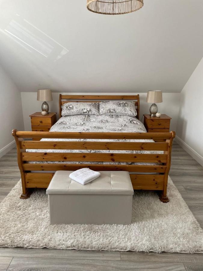 Grianan View Loft Apartment Rockstown ภายนอก รูปภาพ